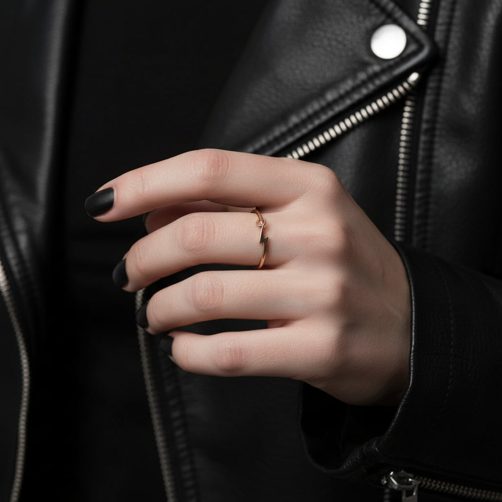 Power Ring aus 925 Sterlingsilber, 24k vergoldet – Petit Laszlo, handgefertigt in Zürich