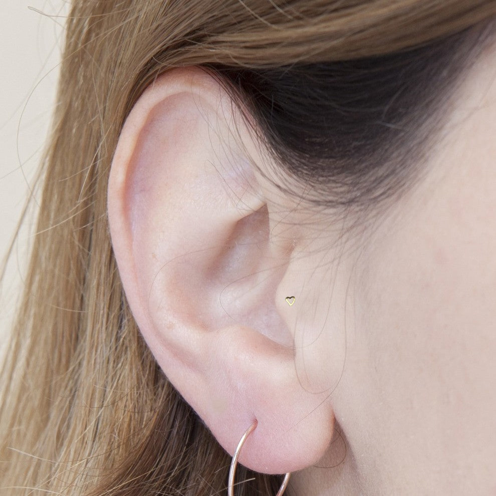 Gold Heart Outline Earstuds
